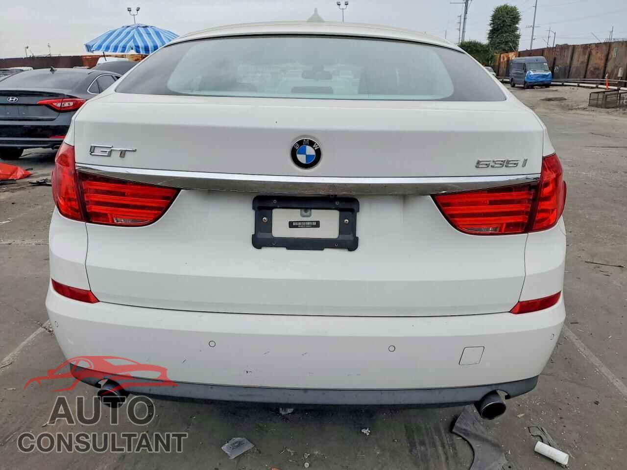 BMW 5 SERIES 2013 - WBASN2C55DC203075