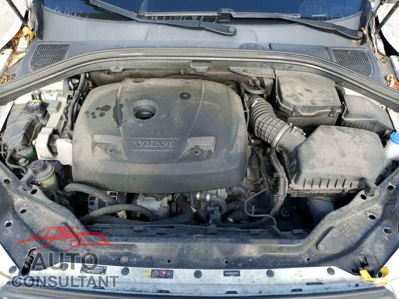 VOLVO XC60 2016 - YV449MRM2G2897208