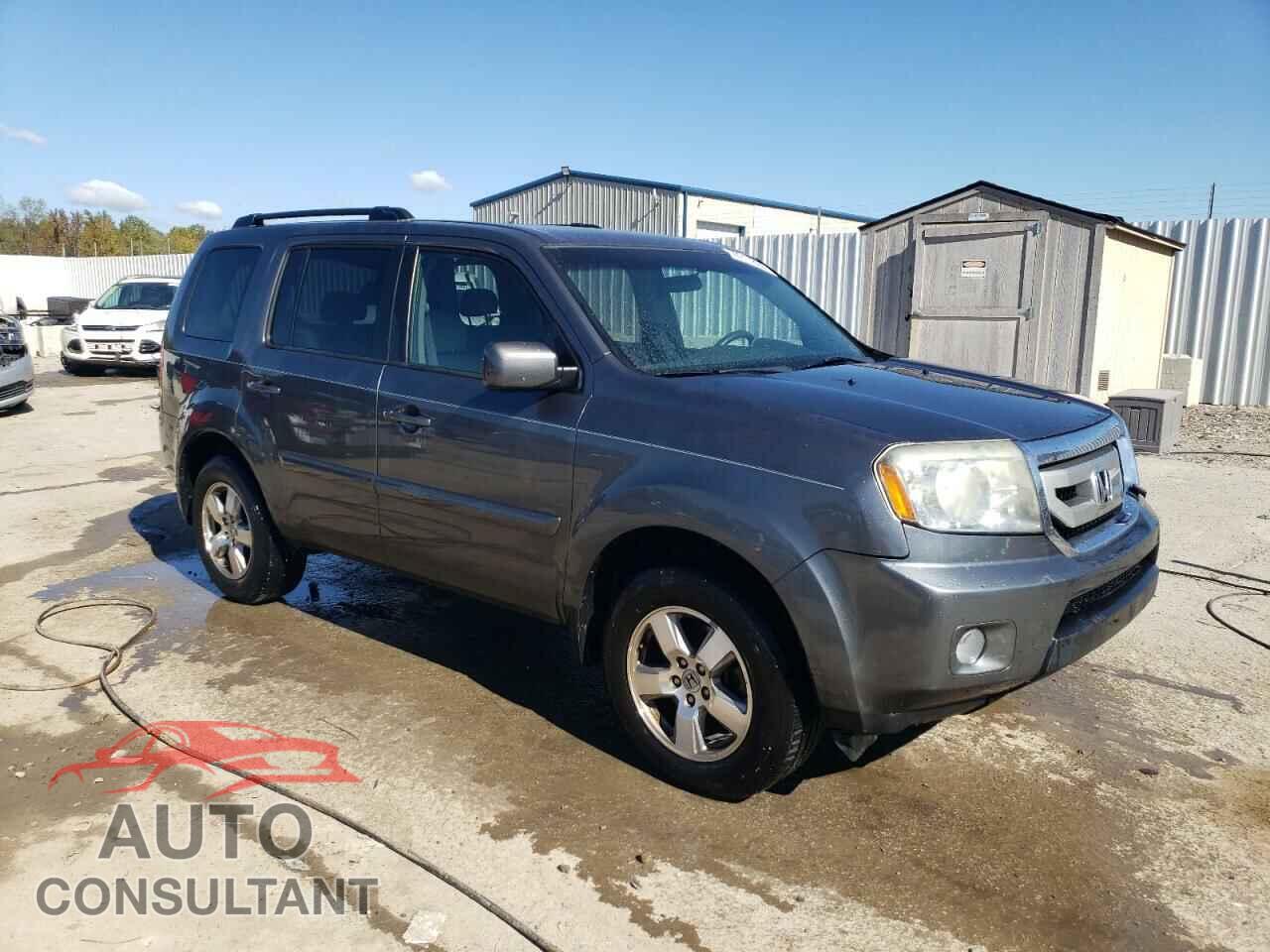 HONDA PILOT 2011 - 5FNYF3H42BB001665
