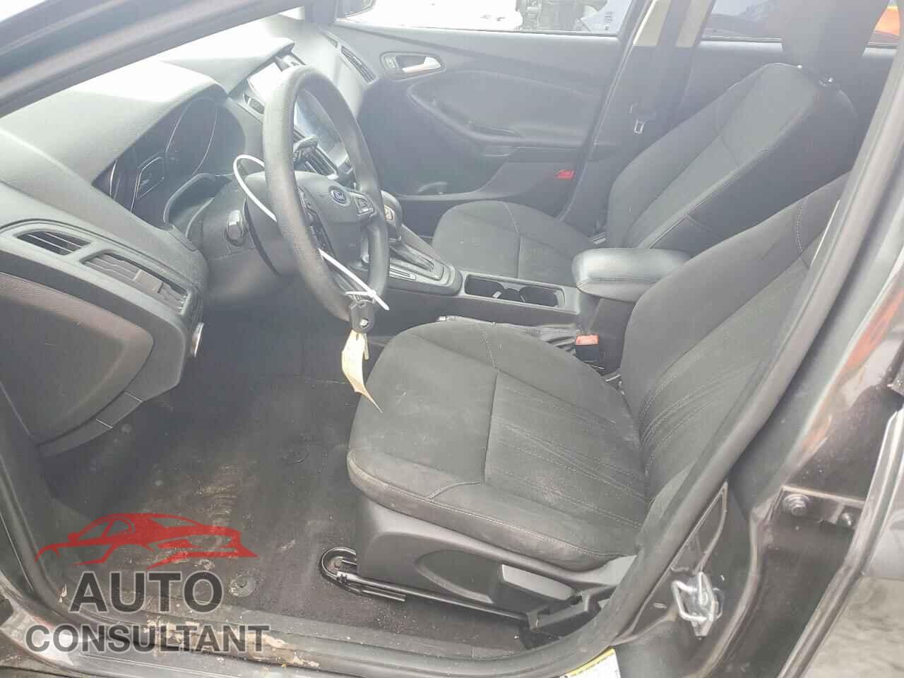 FORD FOCUS 2017 - 1FADP3K24HL291003