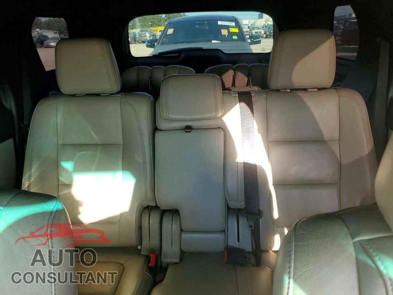 FORD EXPLORER 2014 - 1FM5K7F86EGB95571