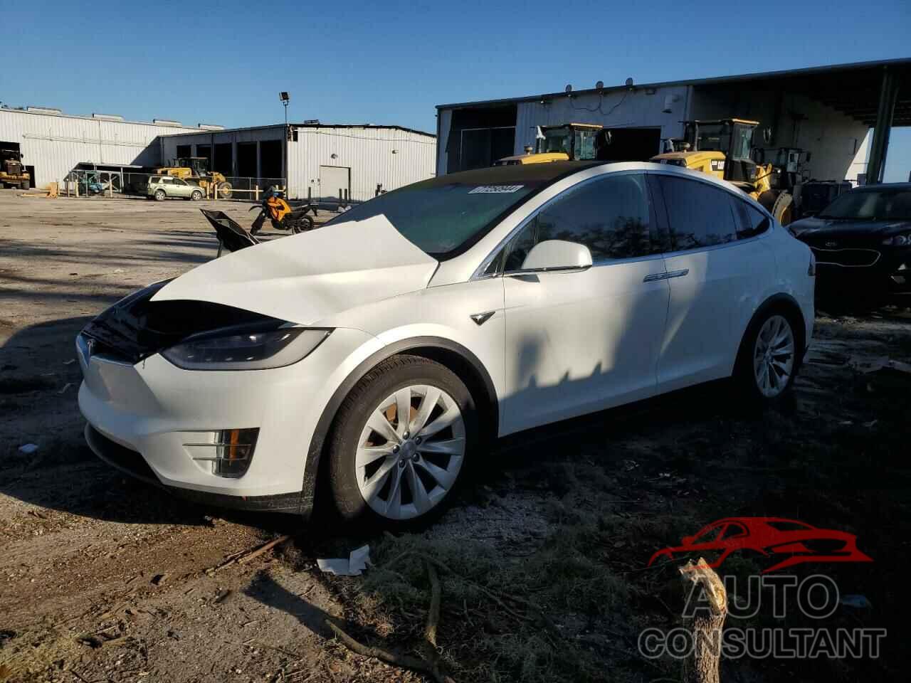 TESLA MODEL X 2018 - 5YJXCAE25JF088911