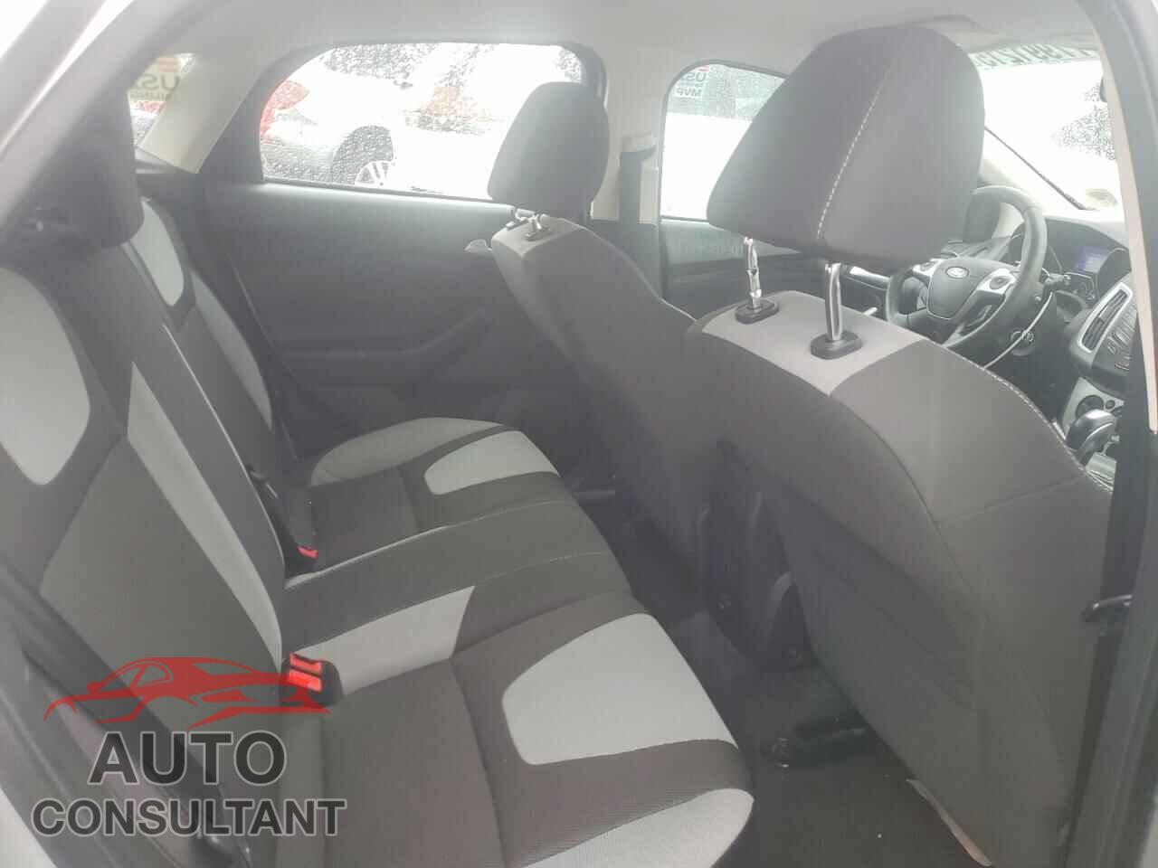 FORD FOCUS 2012 - 1FAHP3K25CL460780