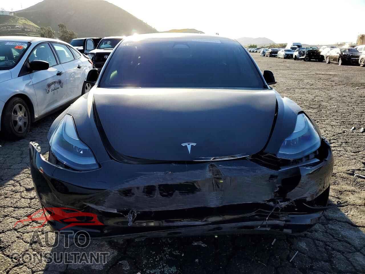 TESLA MODEL 3 2021 - 5YJ3E1EA3MF045396