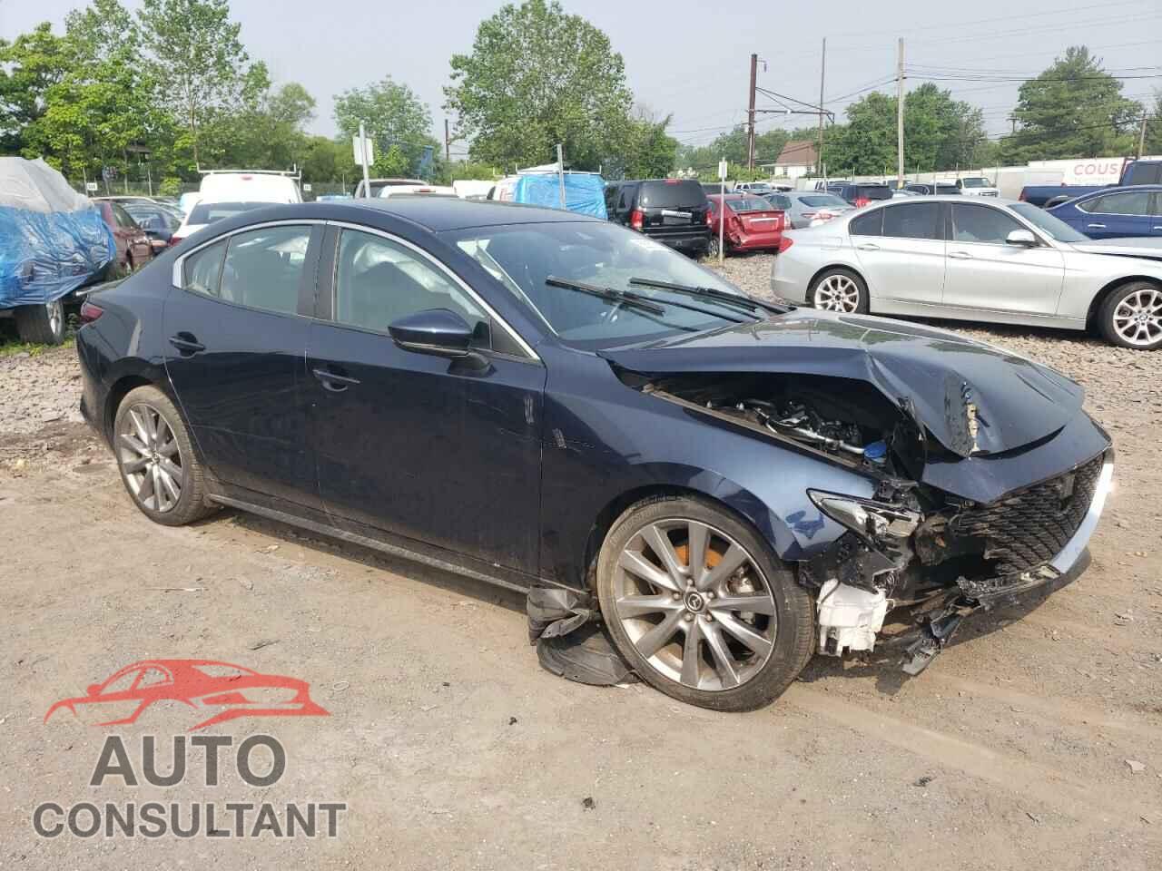 MAZDA 3 2019 - JM1BPBAM1K1136359