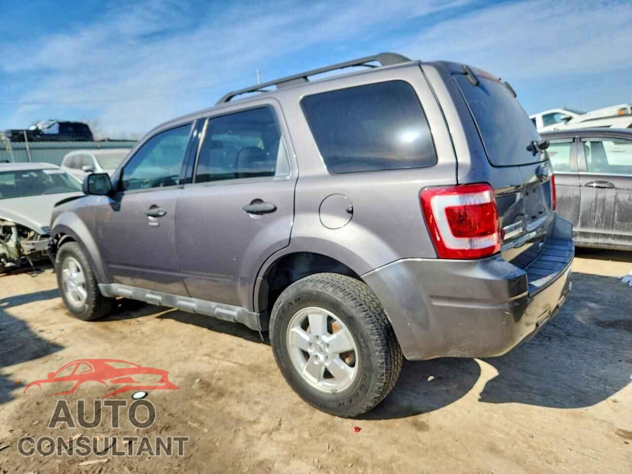 FORD ESCAPE 2011 - 1FMCU9DG4BKA07808