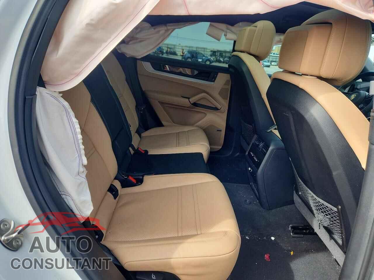 PORSCHE CAYENNE 2024 - WP1BL2AY6RDA60532