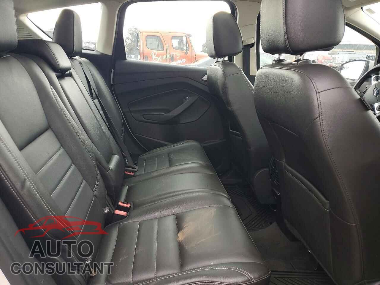 FORD CMAX 2015 - 1FADP5CU9FL107022