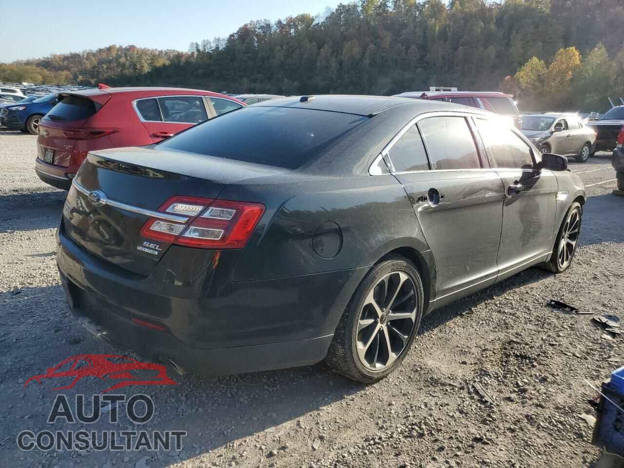 FORD TAURUS 2015 - 1FAHP2E85FG151155