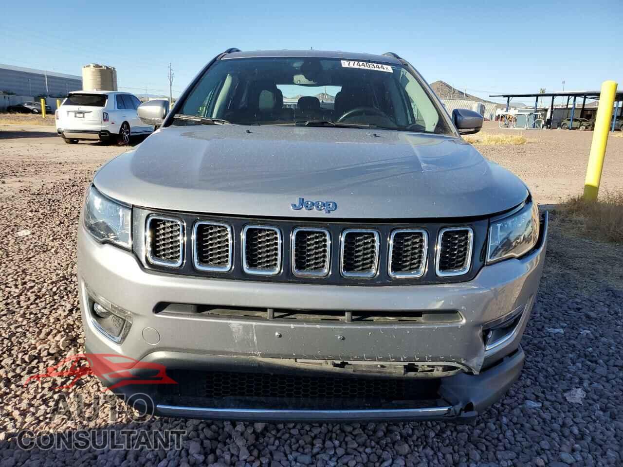 JEEP COMPASS 2019 - 3C4NJDCB2KT753090