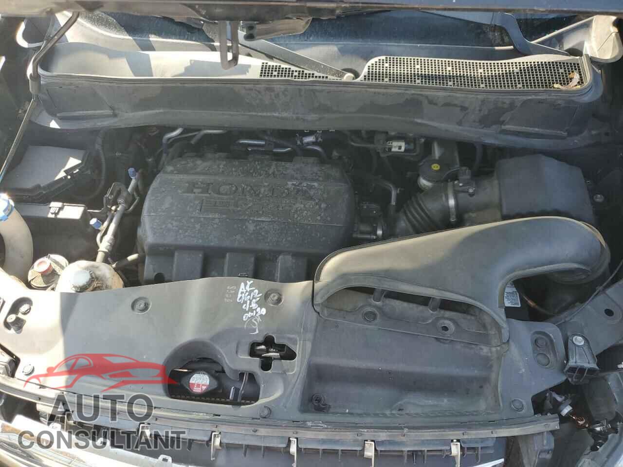 HONDA PILOT 2013 - 5FNYF4H92DB002691