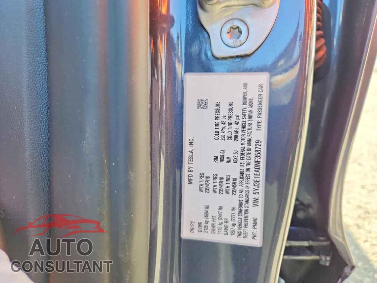 TESLA MODEL 3 2022 - 5YJ3E1EA0NF358729