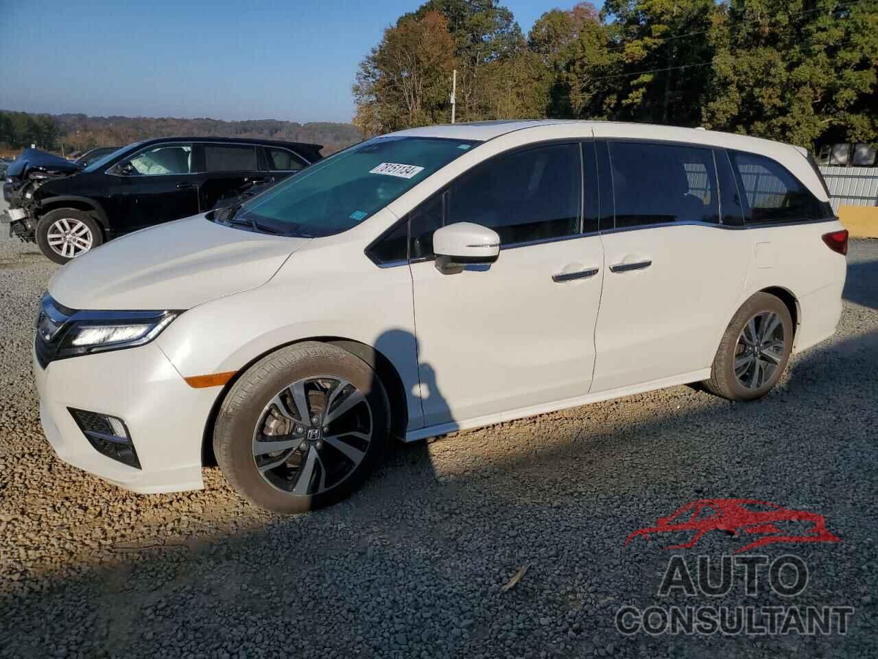 HONDA ODYSSEY 2018 - 5FNRL6H90JB100302