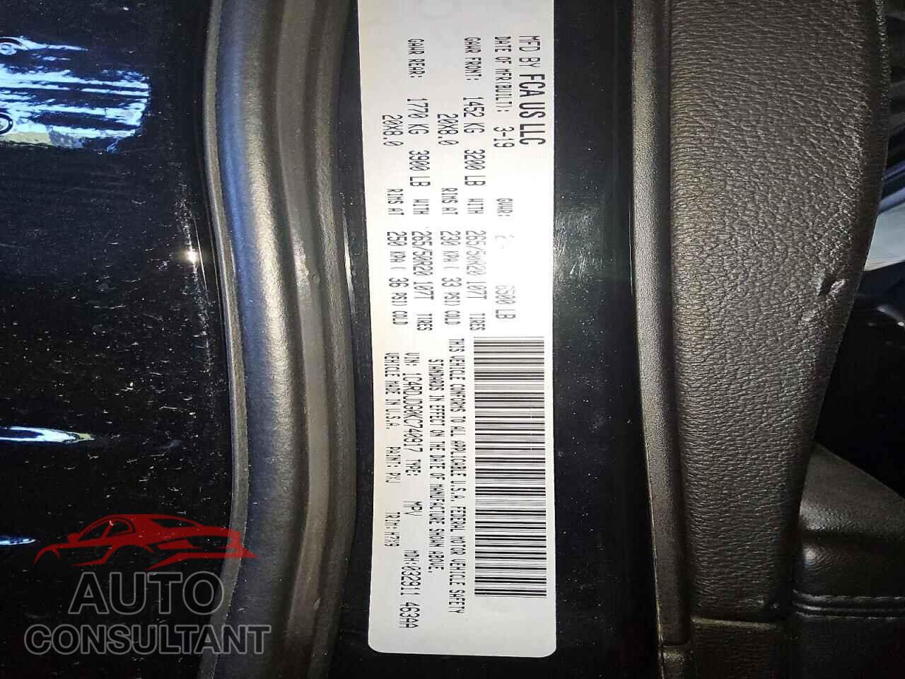 DODGE DURANGO 2019 - 1C4RDJDG0KC740917