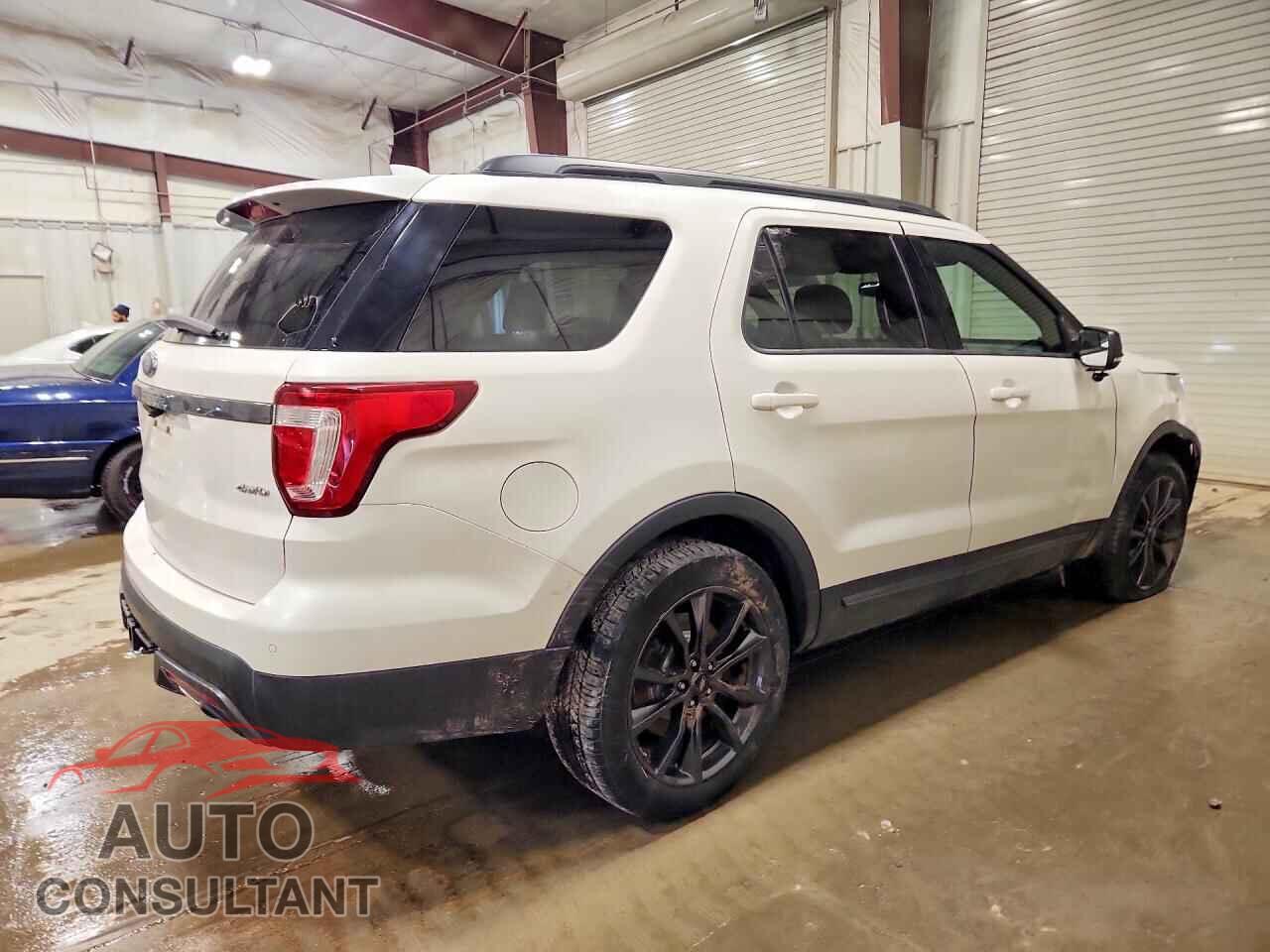 FORD EXPLORER 2017 - 1FM5K8D82HGD37217
