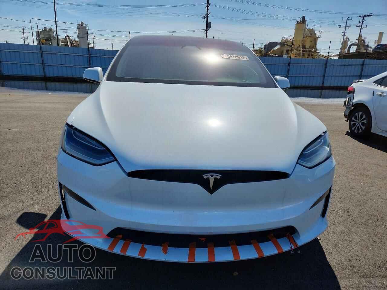 TESLA MODEL X 2023 - 7SAXCBE5XPF385023