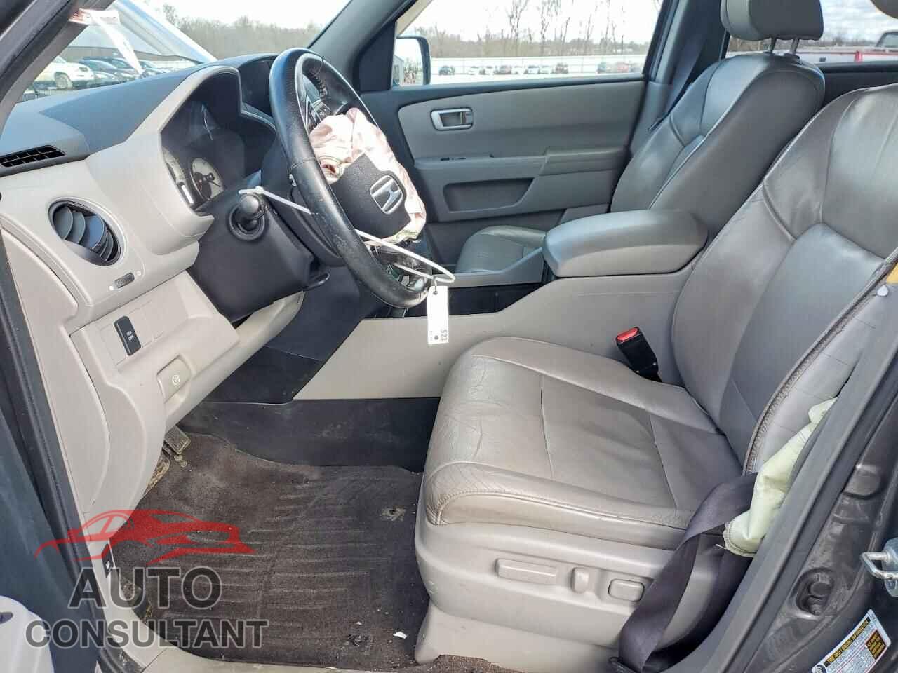 HONDA PILOT 2011 - 5FNYF4H7XBB044280