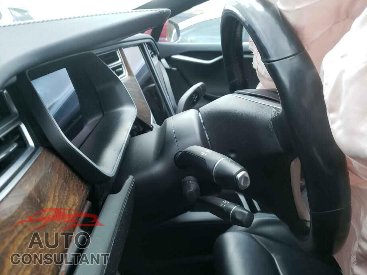 TESLA MODEL S 2017 - 5YJSA1E4XHF217382
