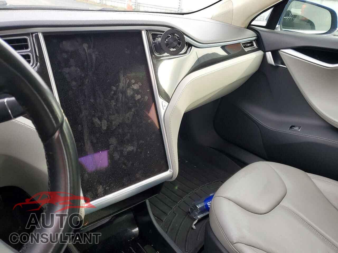 TESLA MODEL S 2015 - 5YJSA1E20FF103984