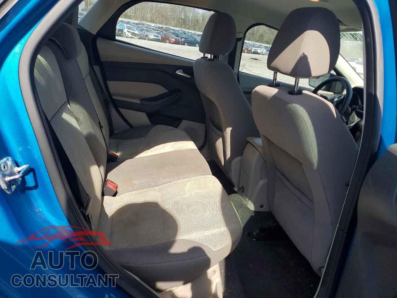 FORD FOCUS 2013 - 1FADP3K28DL131247