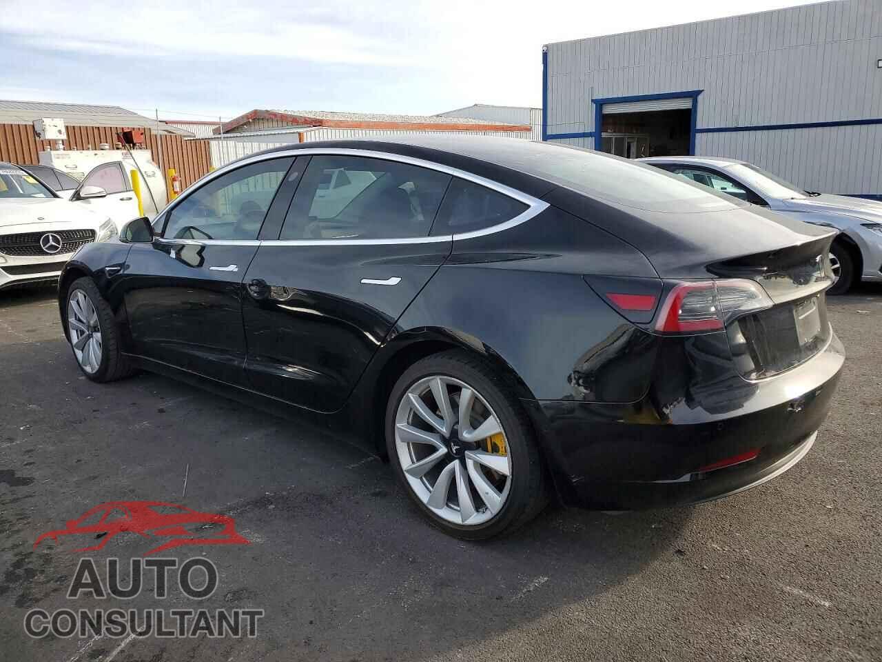 TESLA MODEL 3 2018 - 5YJ3E1EA6JF060261