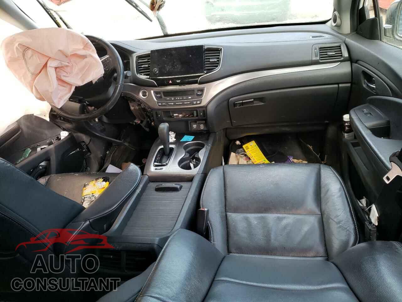 HONDA PILOT 2019 - 5FNYF6H58KB068880