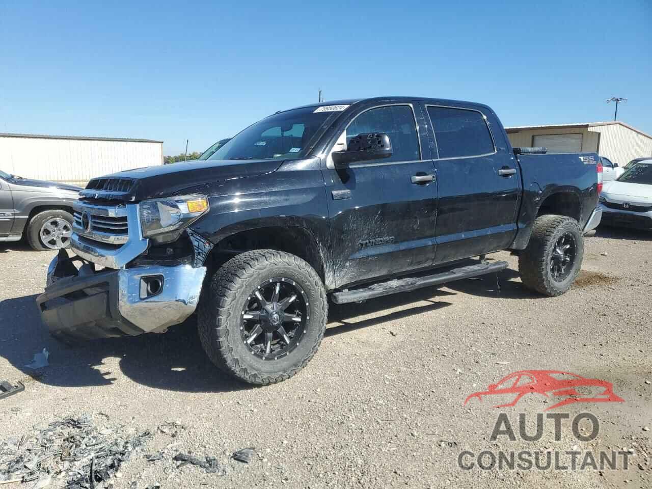 TOYOTA TUNDRA 2017 - 5TFDW5F15HX610041