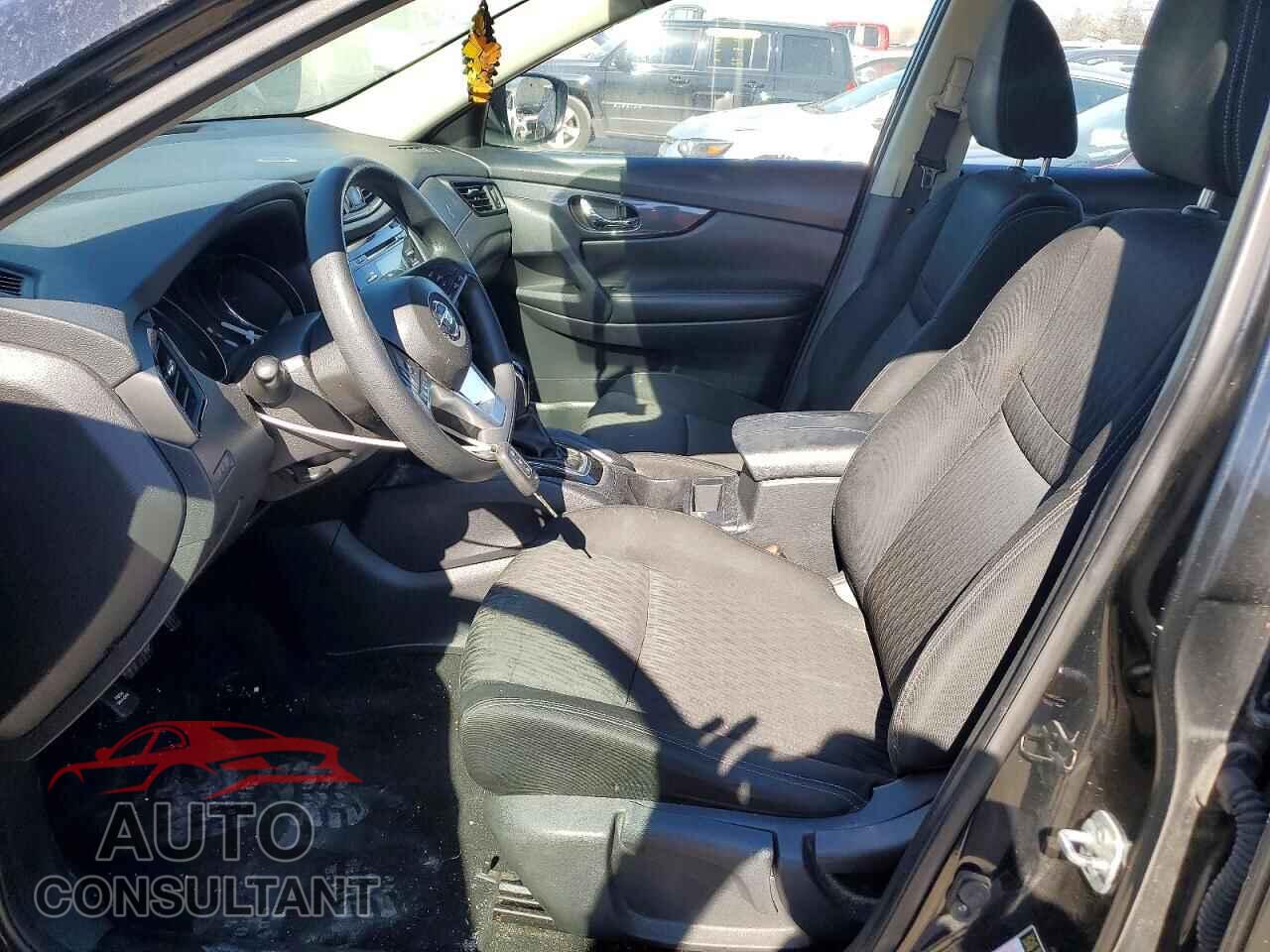 NISSAN ROGUE 2017 - KNMAT2MT4HP539686