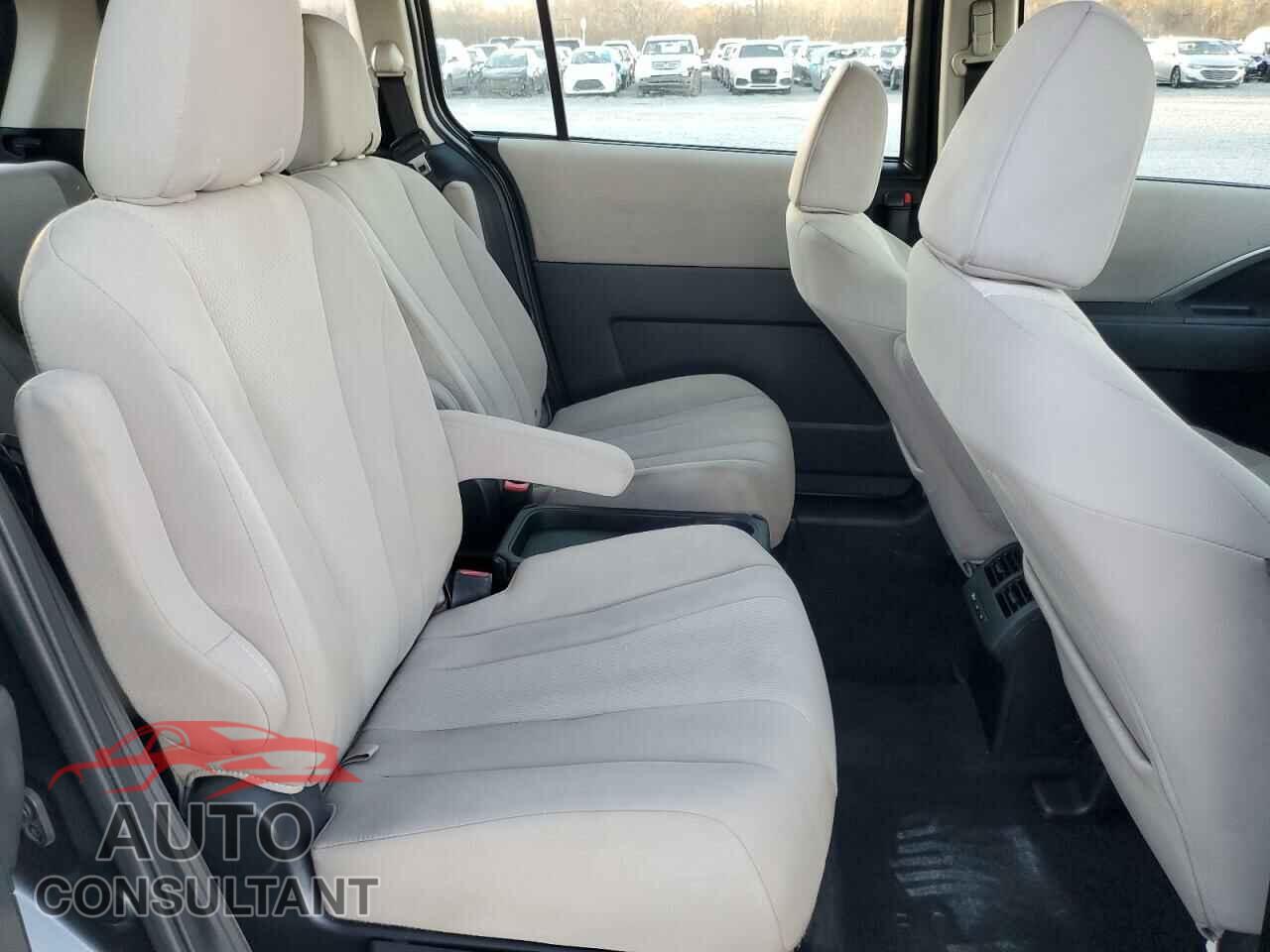 MAZDA 5 2015 - JM1CW2BL2F0181576
