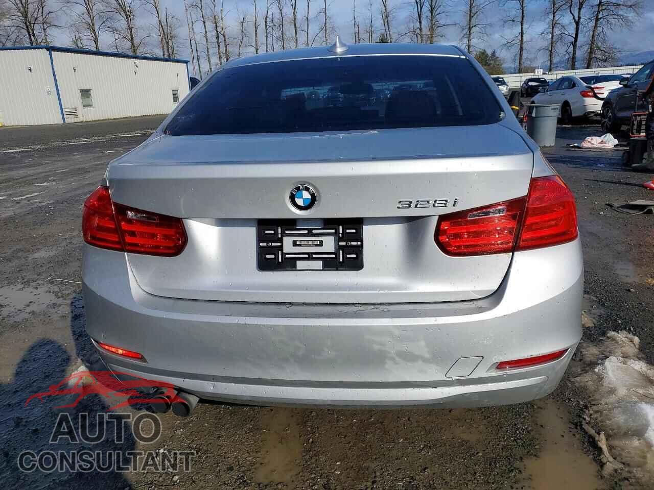 BMW 328 2012 - WBA3A5C58CF340624