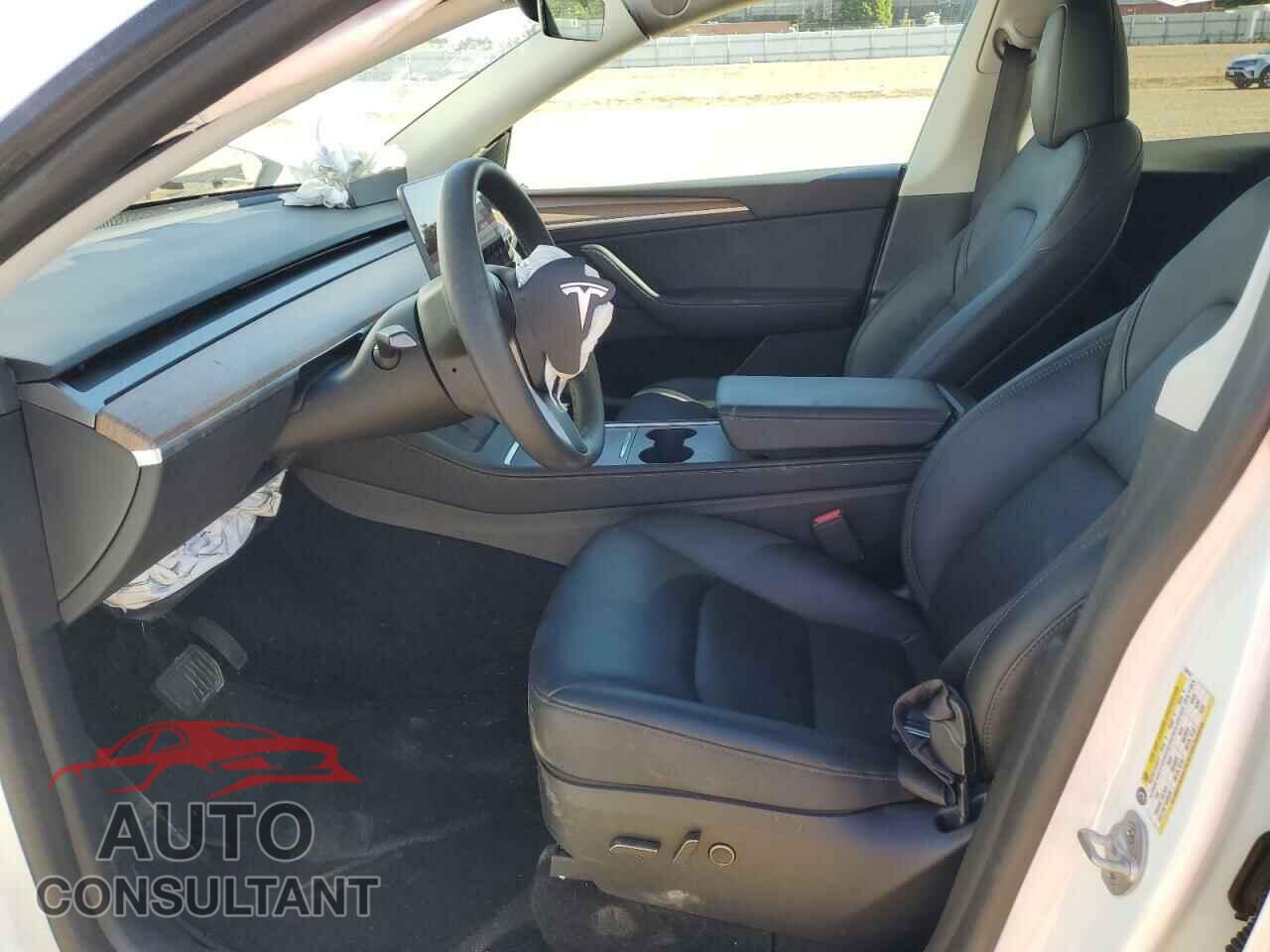 TESLA MODEL Y 2023 - 7SAYGDEE5PF937774