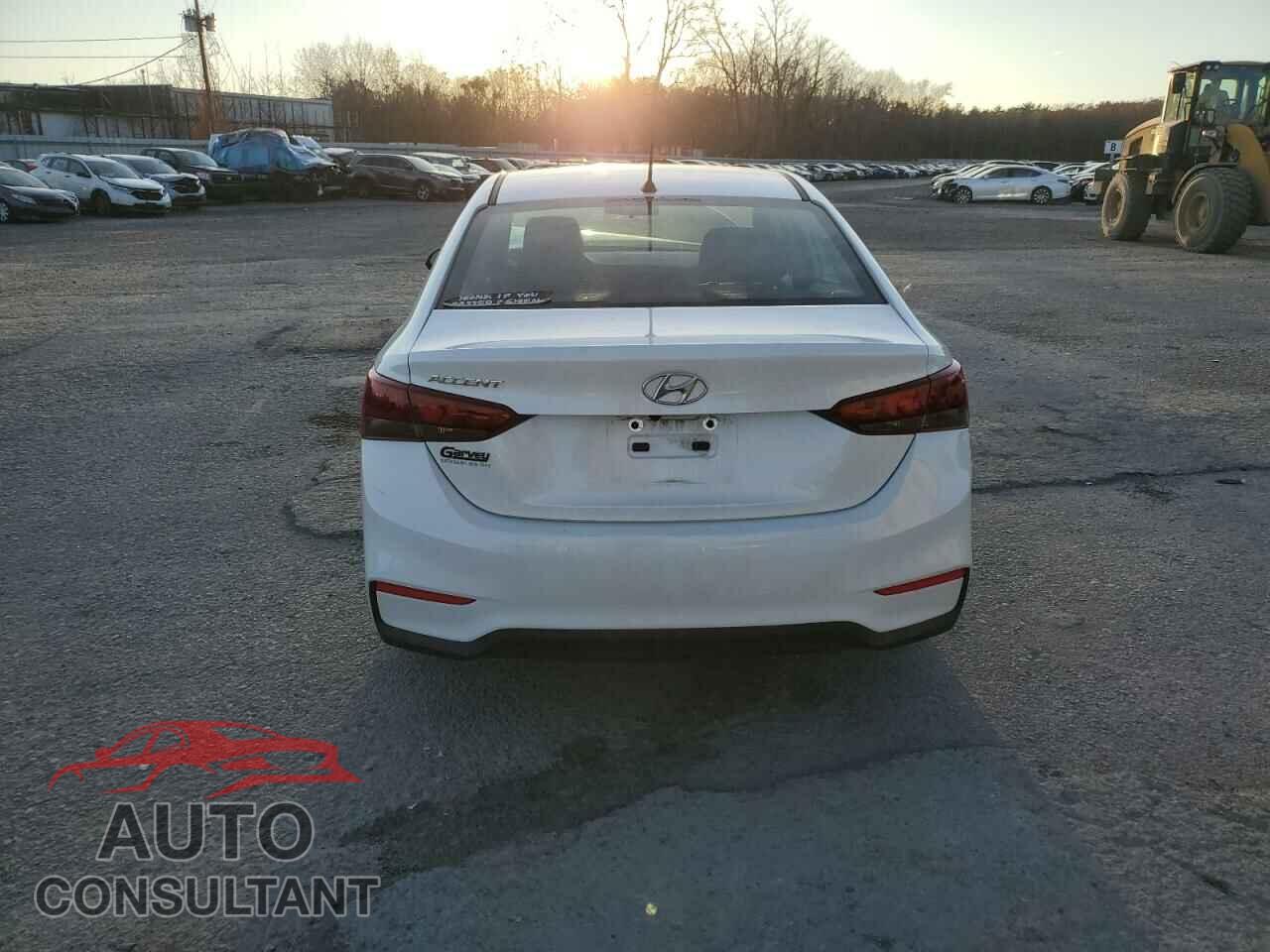 HYUNDAI ACCENT 2022 - 3KPC24A69NE157901
