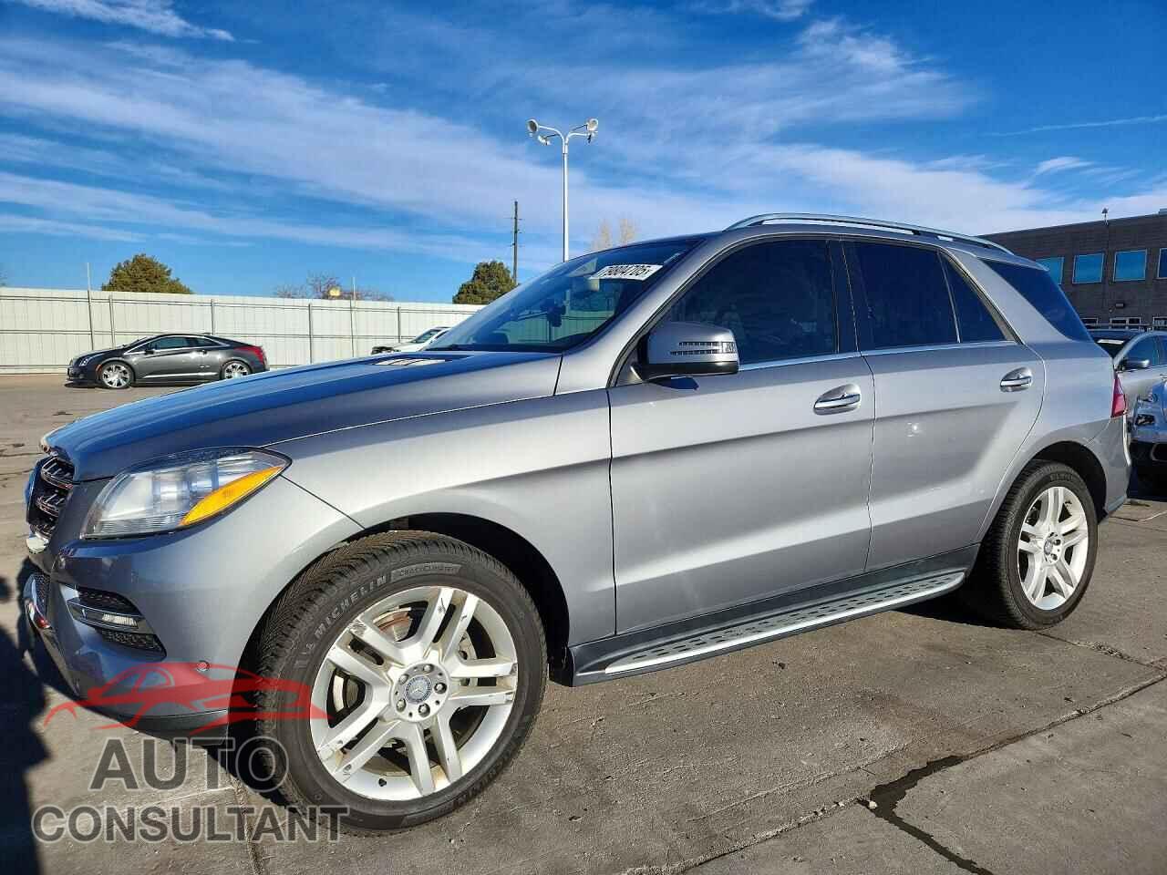 MERCEDES-BENZ ML 2015 - 4JGDA5HB4FA568607