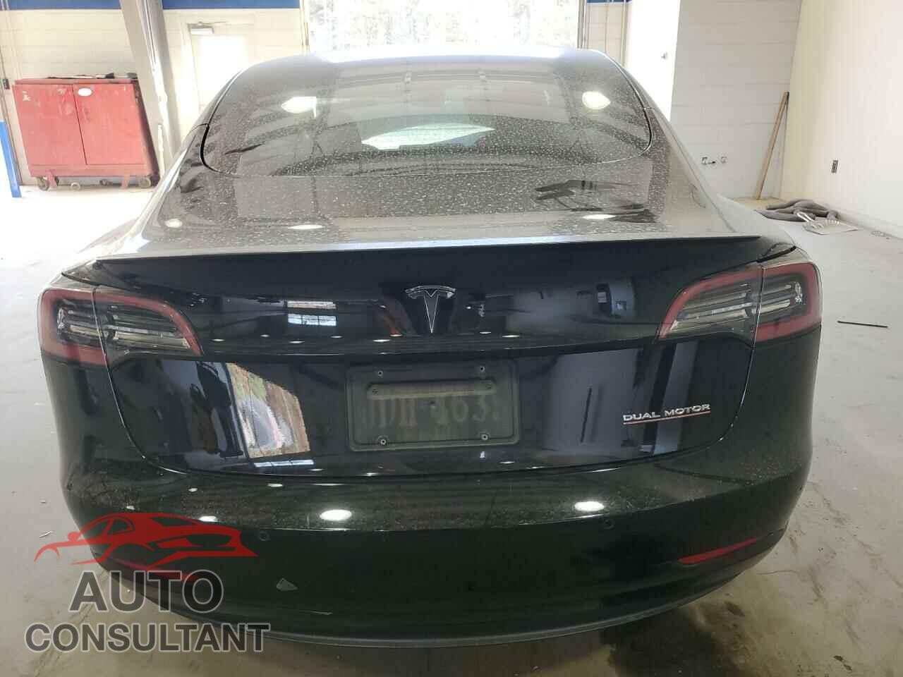 TESLA MODEL 3 2021 - 5YJ3E1EC4MF990908