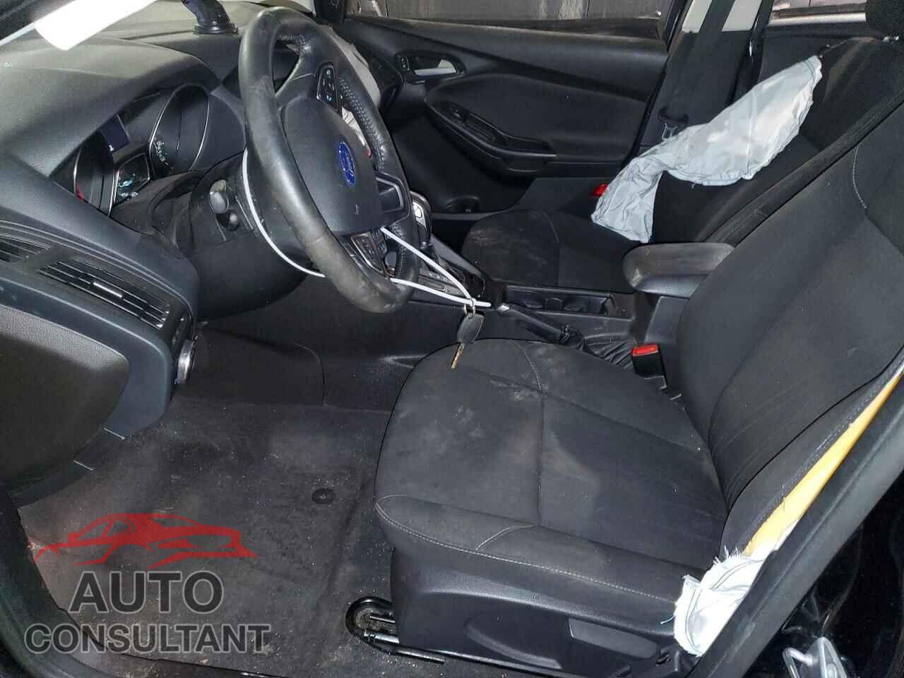 FORD FOCUS 2016 - 1FADP3K24GL333295
