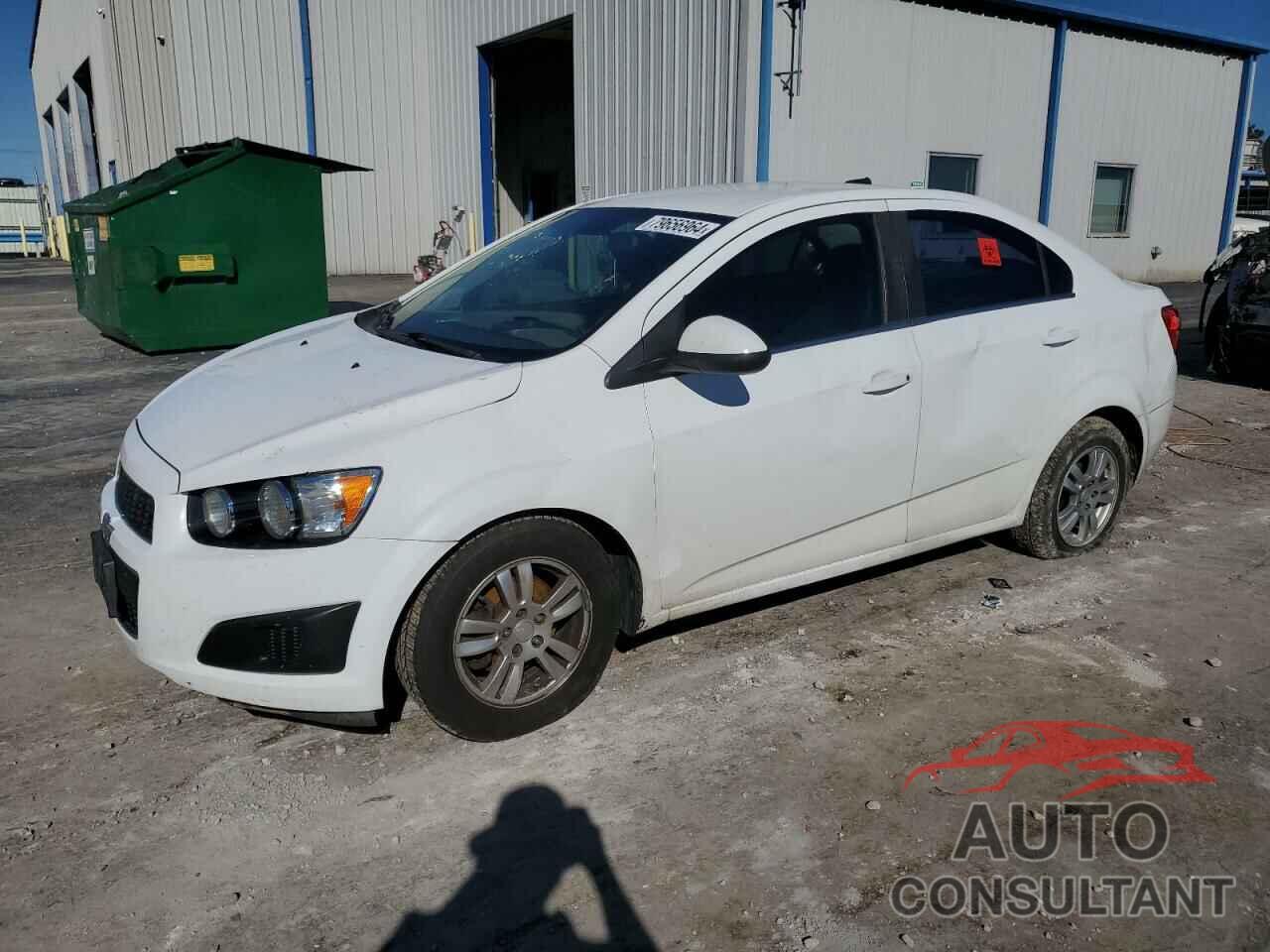 CHEVROLET SONIC 2013 - 1G1JC5SH7D4163389