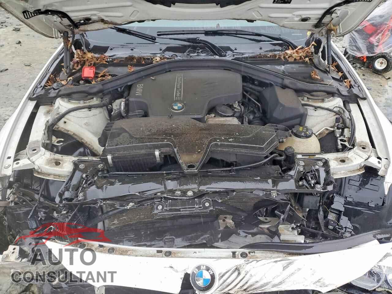 BMW 3 SERIES 2016 - WBA8E5G57GNU19721