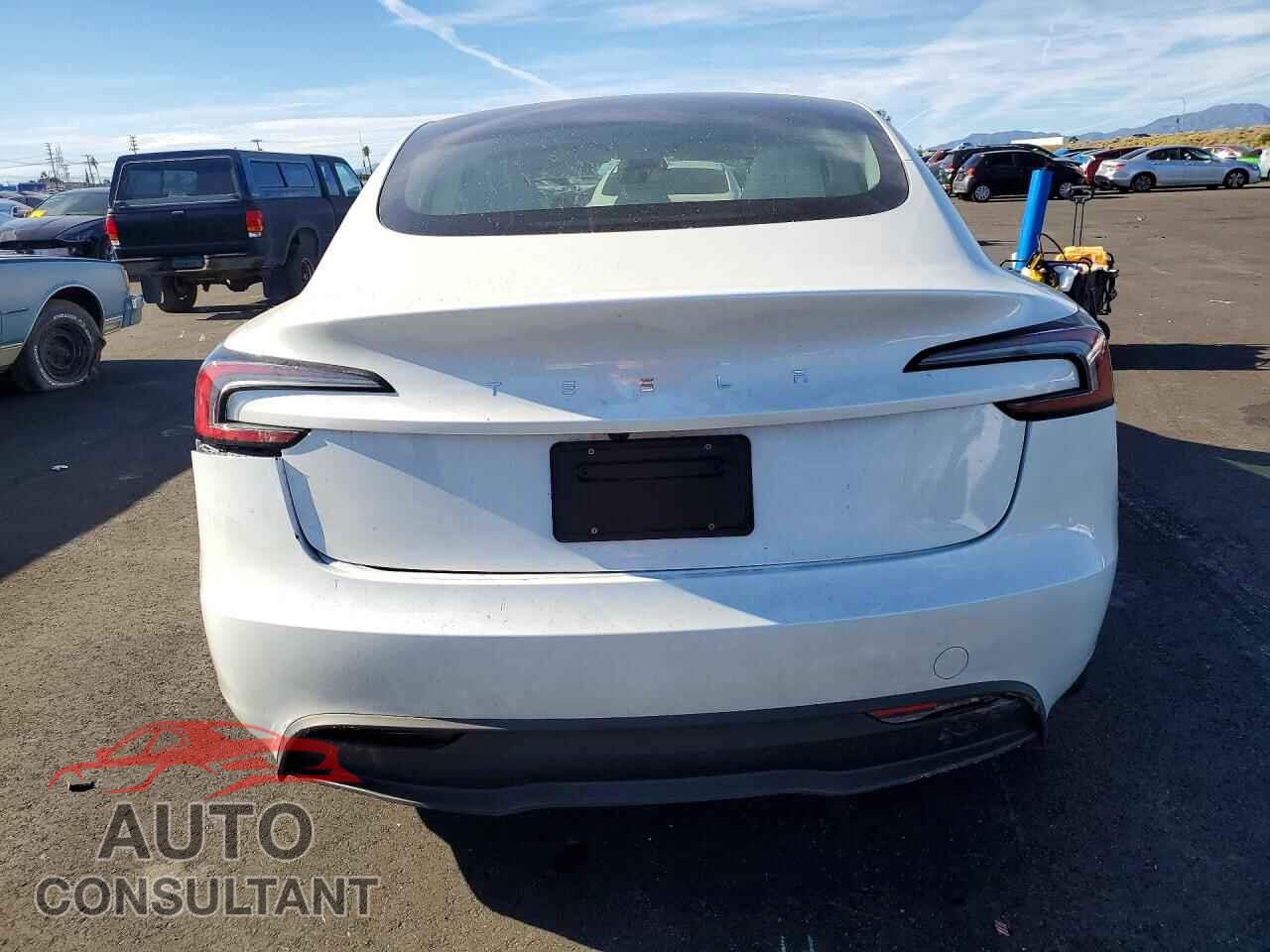 TESLA MODEL 3 2024 - 5YJ3E1EA2RF828801