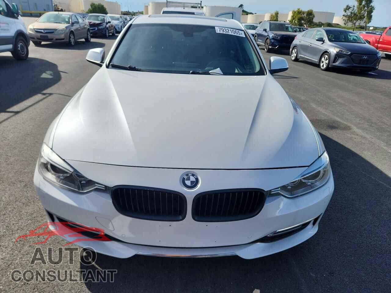 BMW 3 SERIES 2012 - WBA3C1C53CF431206