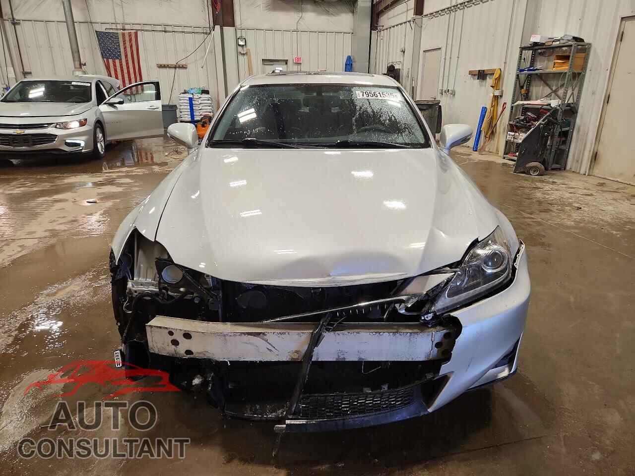 LEXUS IS 250 2013 - JTHCF5C29D5061733