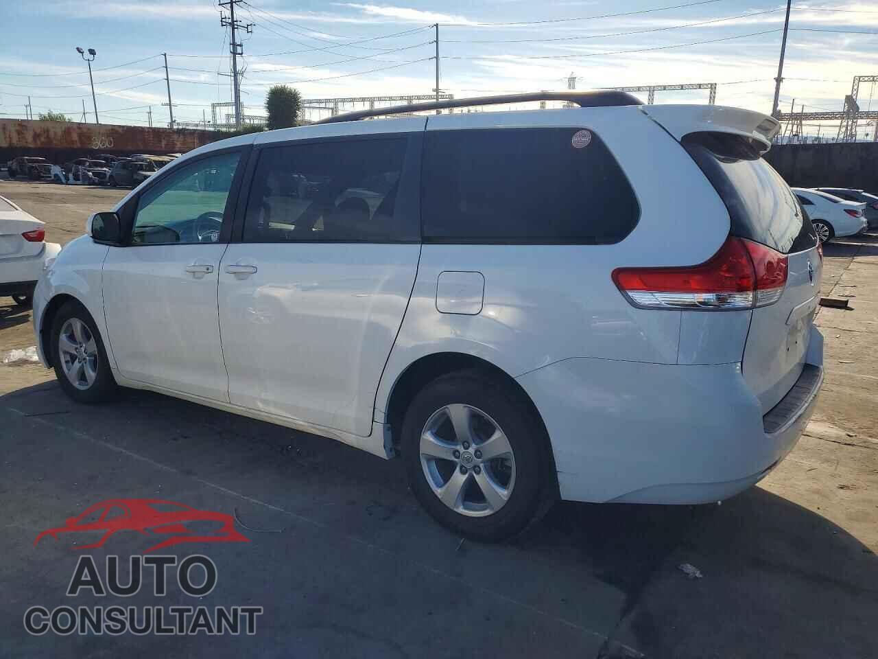 TOYOTA SIENNA 2012 - 5TDKK3DC1CS210780