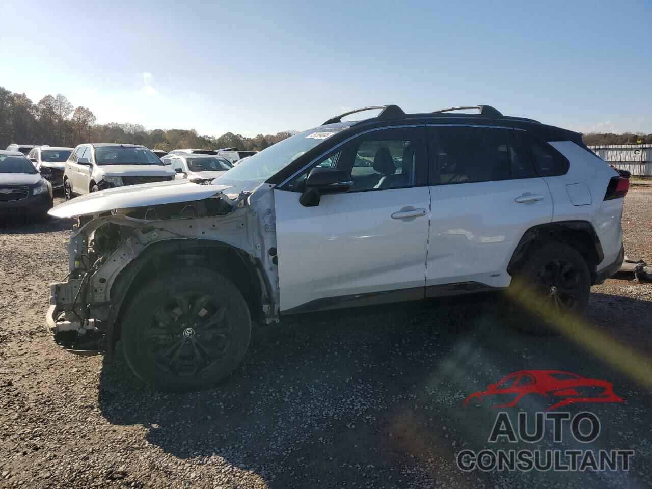 TOYOTA RAV4 2022 - 2T3E6RFV8NW030166