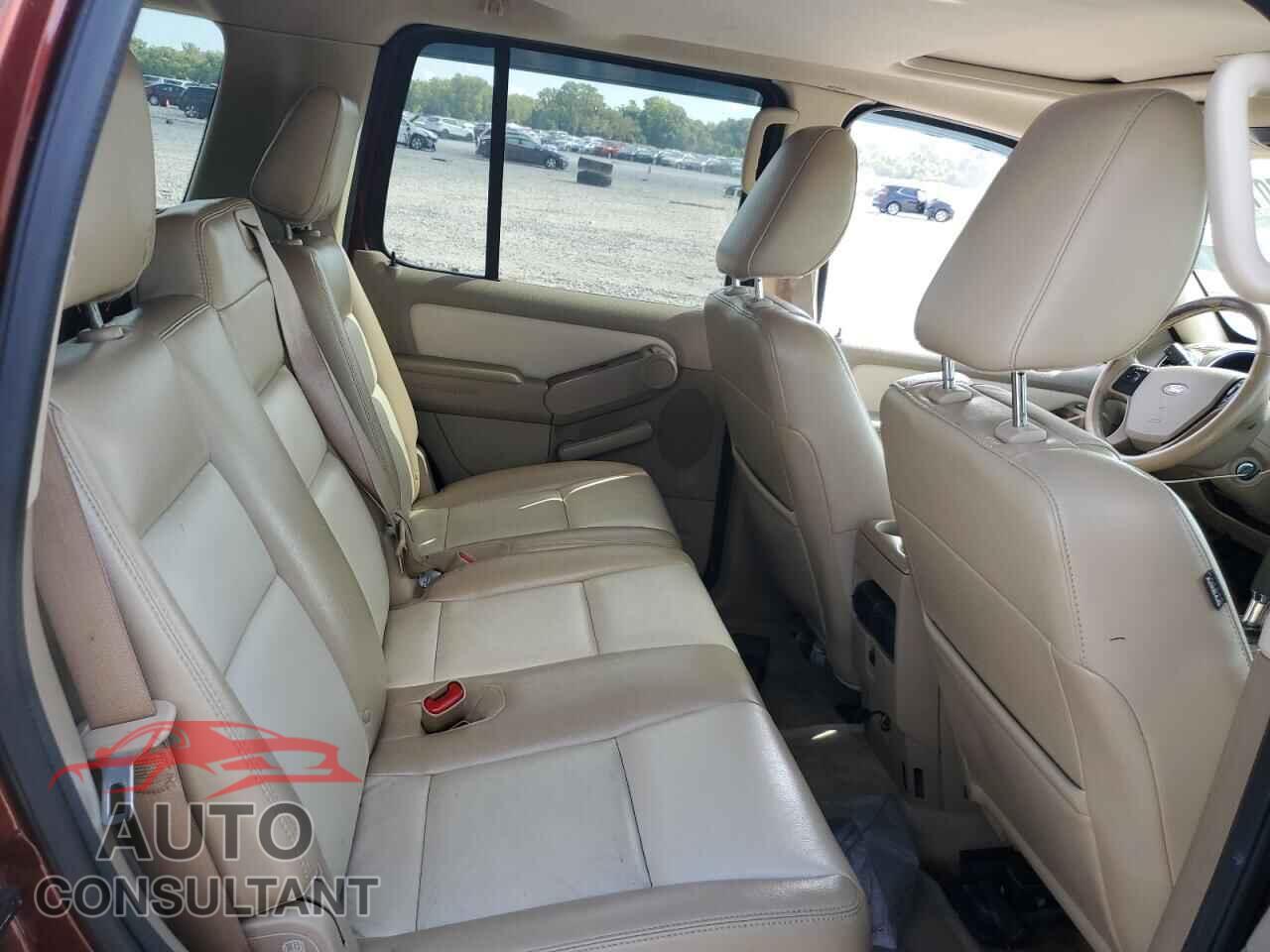 FORD EXPLORER 2010 - 1FMEU7E85AUA61528