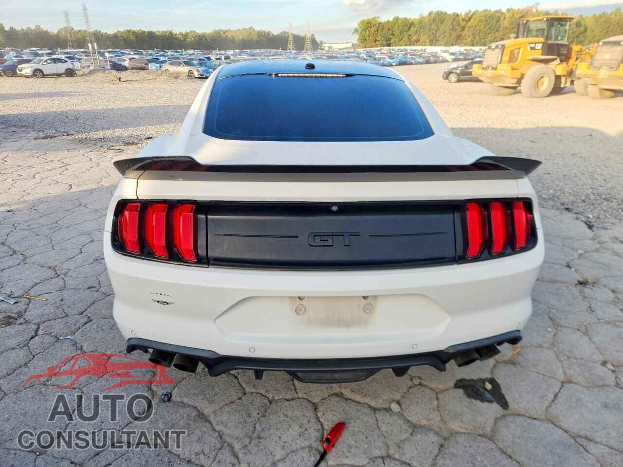 FORD MUSTANG 2019 - 1FA6P8CF5K5115192