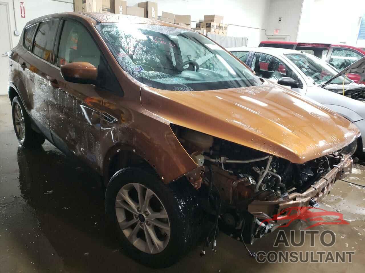 FORD ESCAPE 2017 - 1FMCU9G93HUA10595