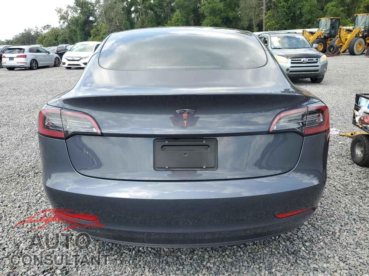 TESLA MODEL 3 2023 - 5YJ3E1EA4PF679529