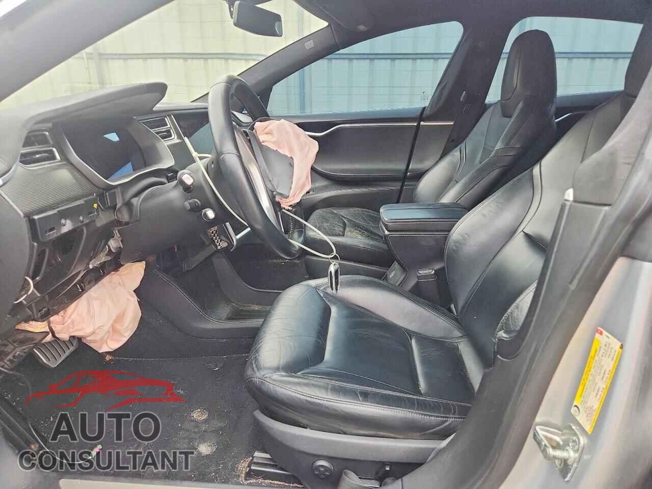 TESLA MODEL S 2015 - 5YJSA1E4XFF113990