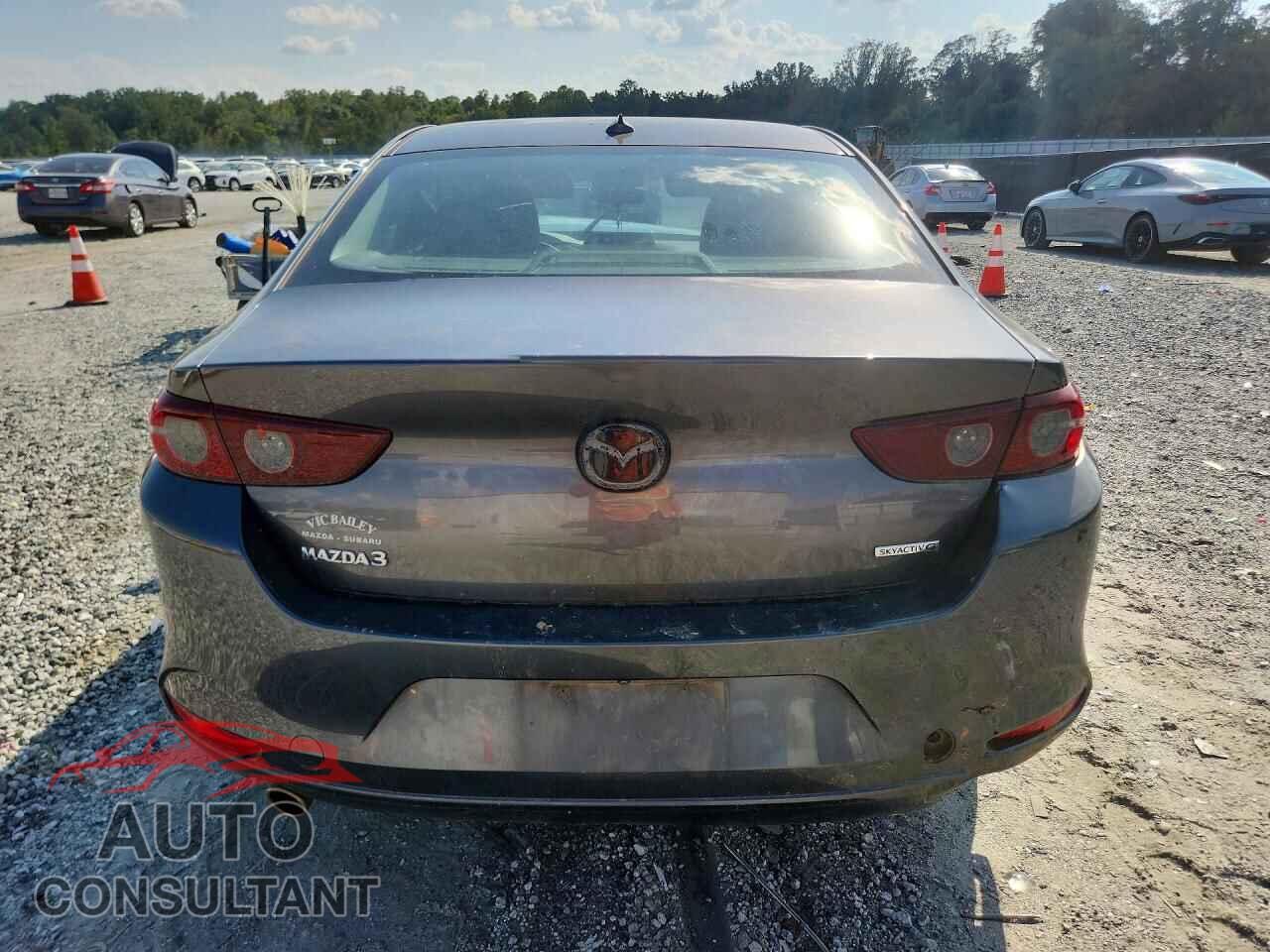 MAZDA 3 2019 - 3MZBPADL4KM111596