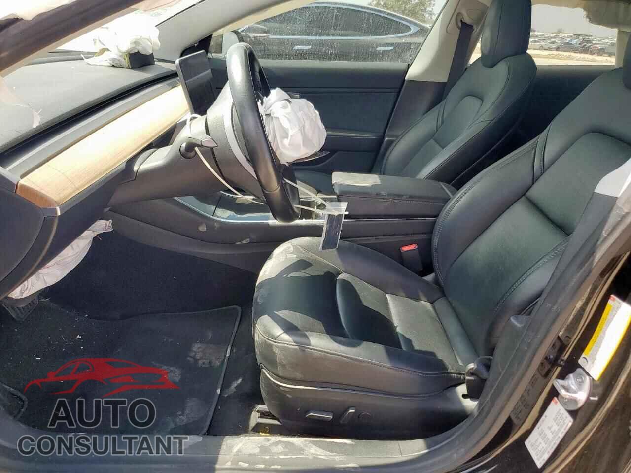 TESLA MODEL 3 2018 - 5YJ3E1EB8JF127239