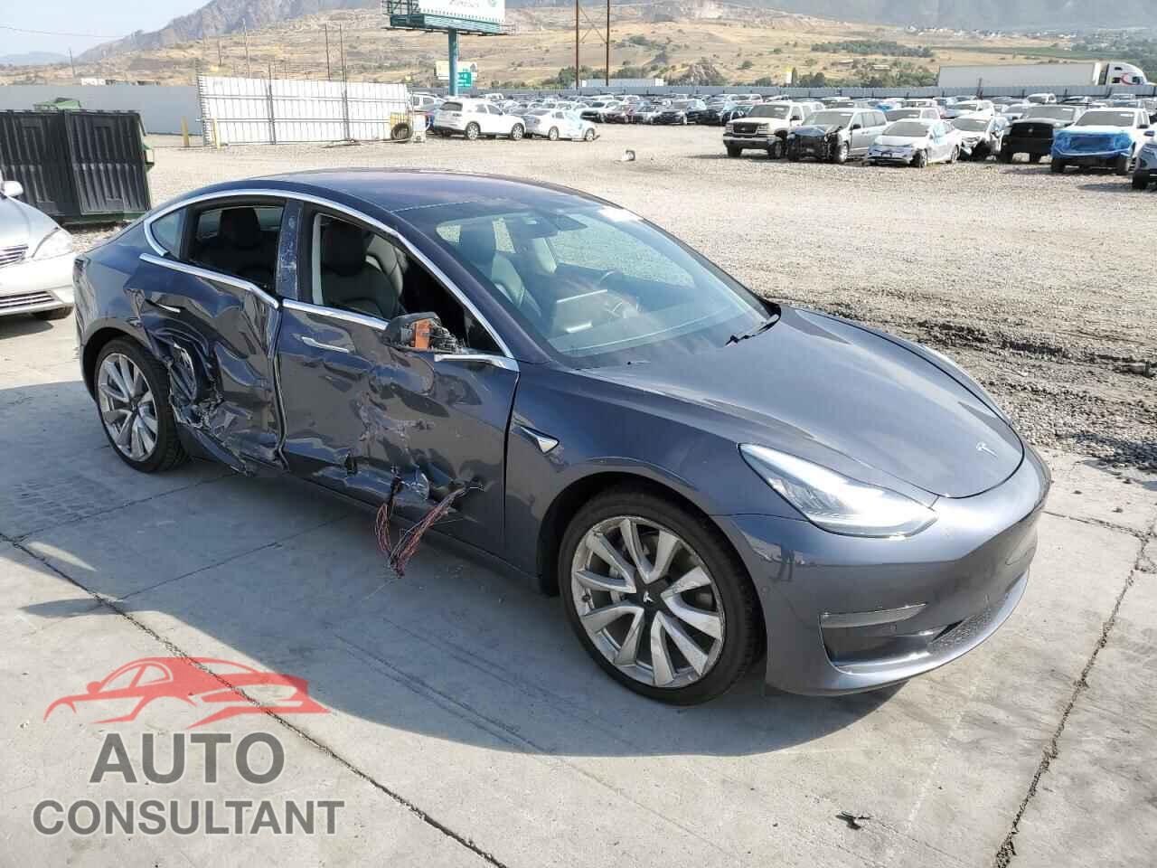 TESLA MODEL 3 2018 - 5YJ3E1EB6JF185205